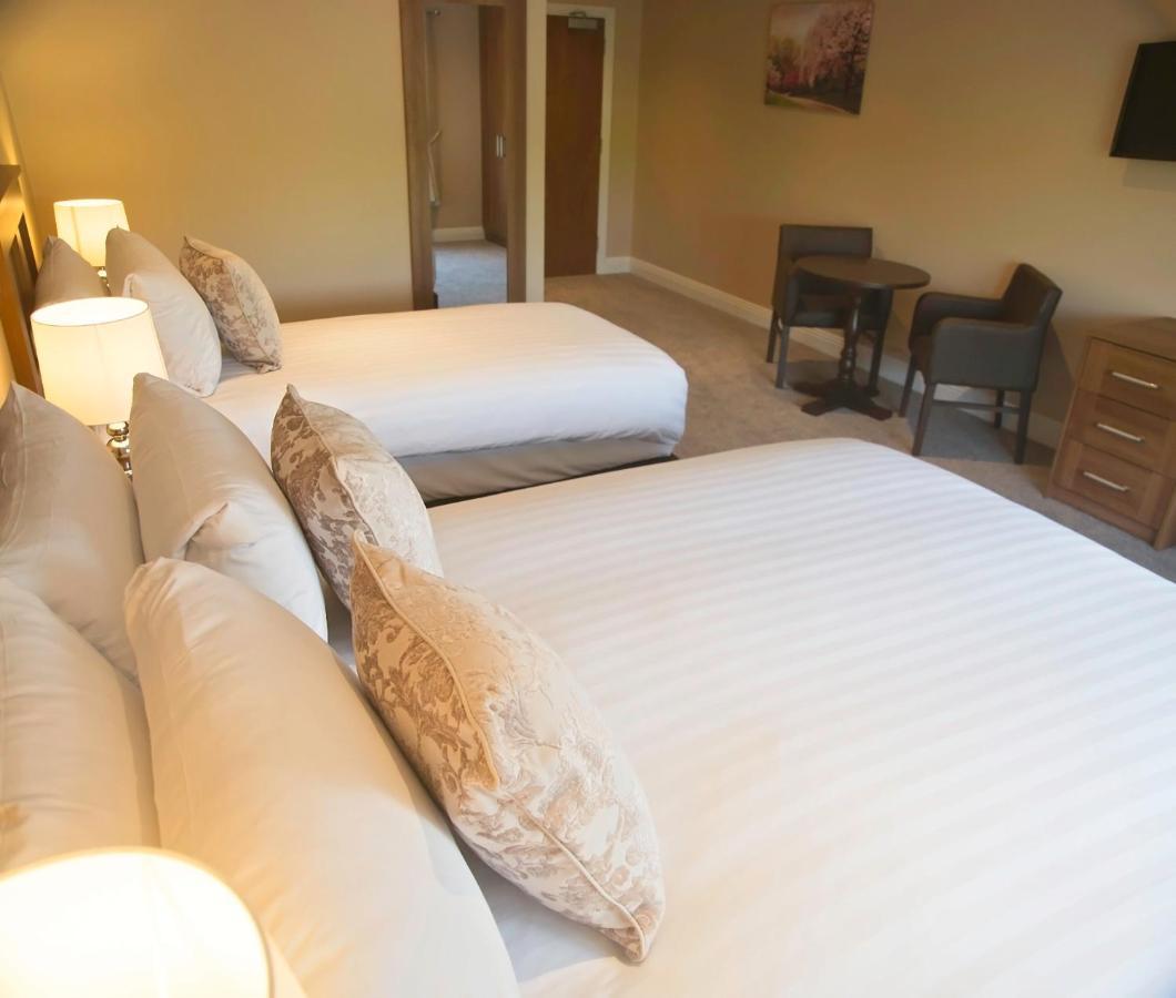 Hillview House Hotell Lusk Exteriör bild